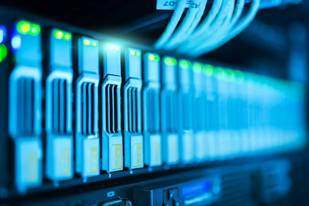digitale, consumi ed emissioni Internet anidride carbonica