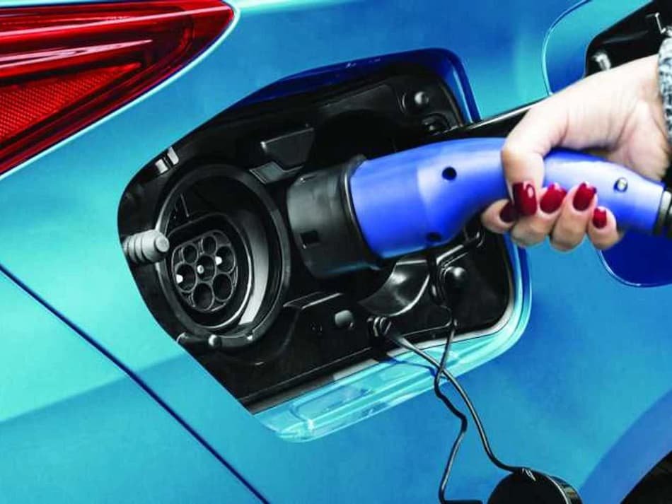 ricarica auto elettrica