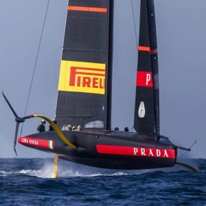 luna rossa vola in coppa america, foil